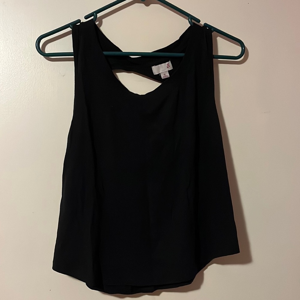 black open back cropped tank